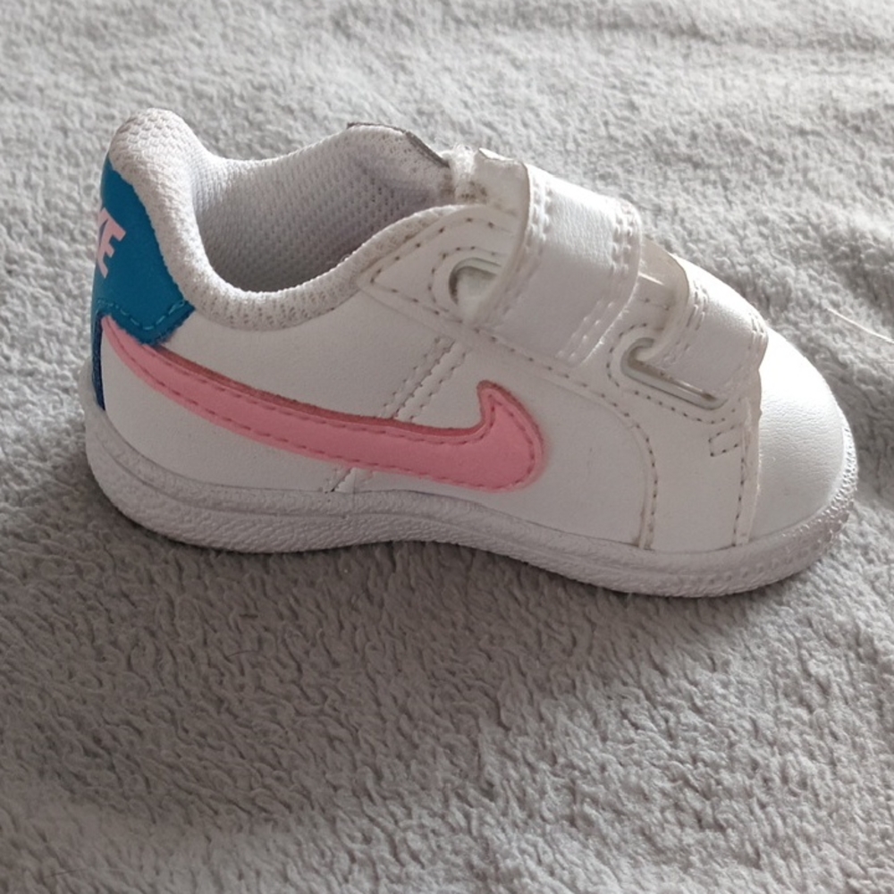 Nike  Court Royal Kids White and Pink Shoes